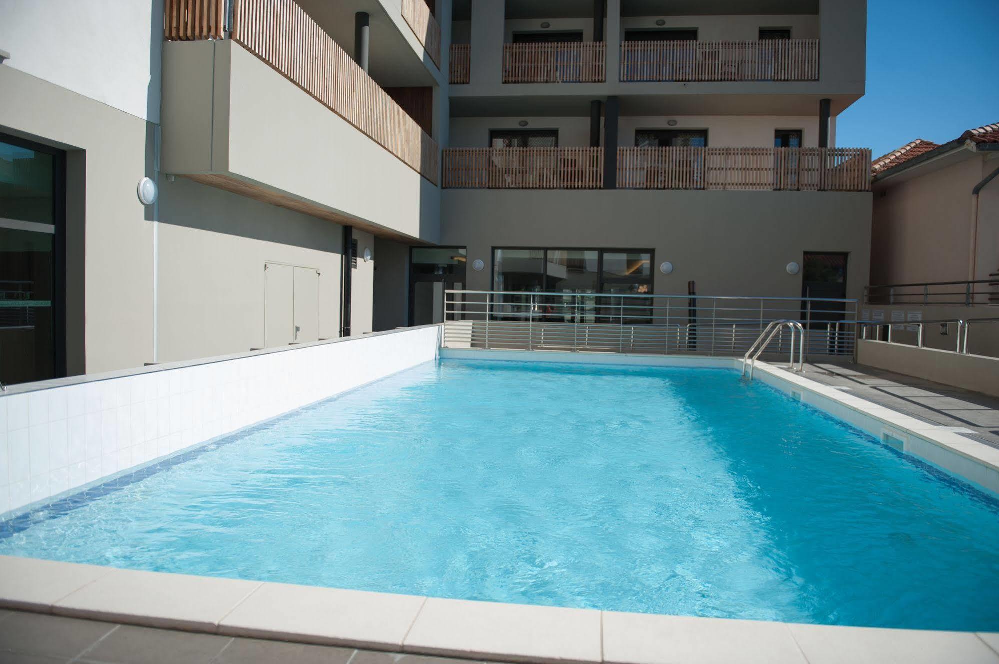 Residence Nemea L'Estacade 카브레톤 외부 사진